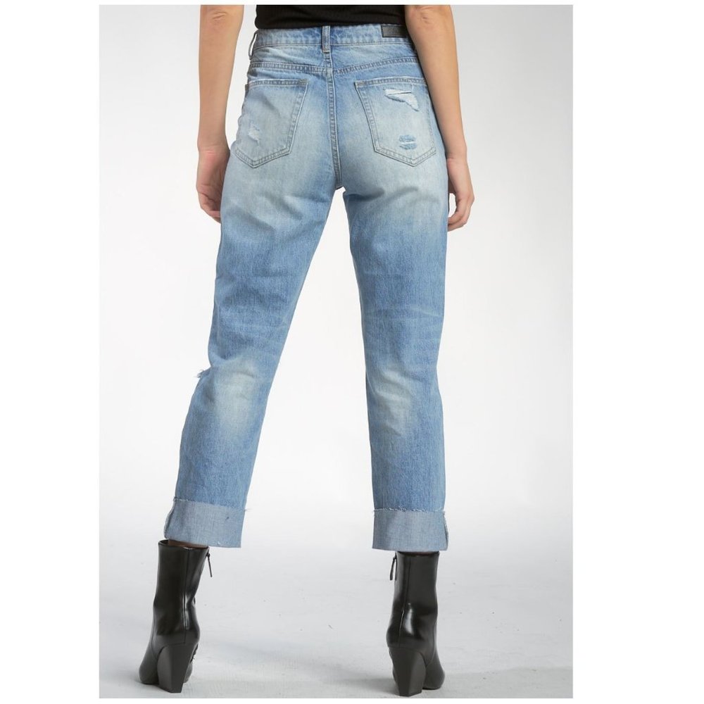 NWT Cropped Rolled Hem Distressed Boyfriend Jeans, Size Medium - Picture 3 of 6